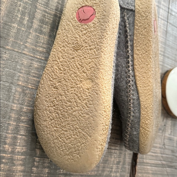Haflinger Gray Wool Slippers - Picture 5 of 5